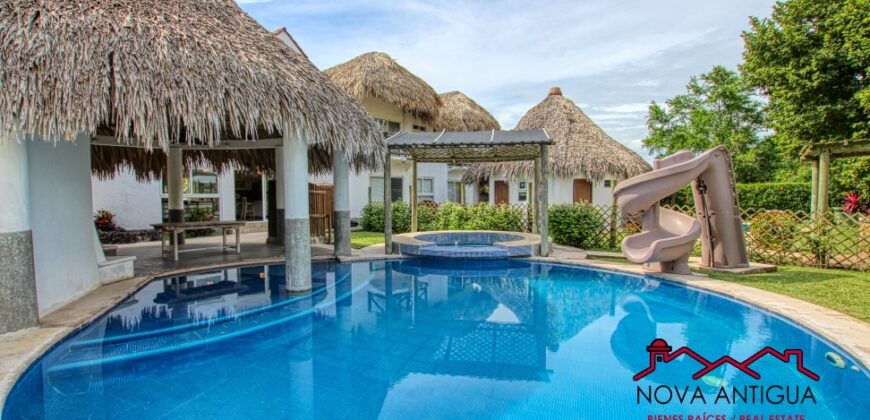 CS022 – Beautiful beach house in Iztapa