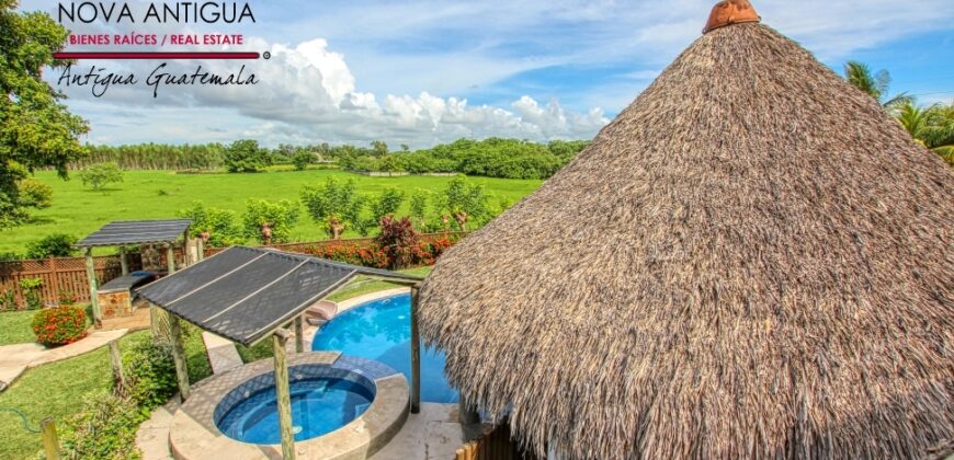 CS022 – Beautiful beach house in Iztapa