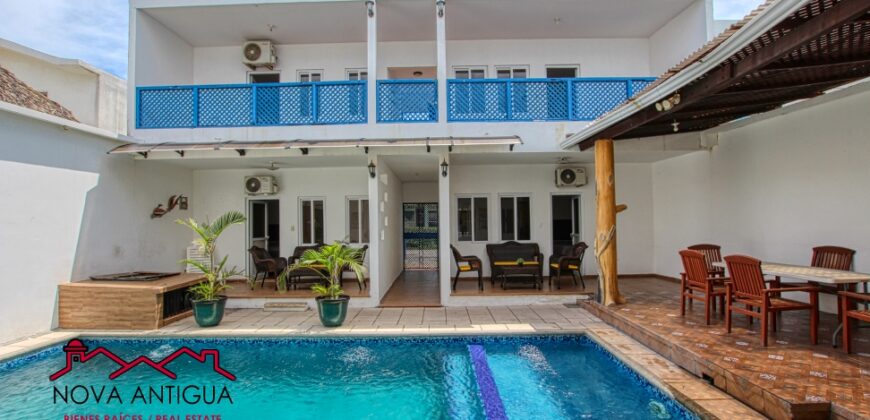 CS021 – Beach house in gated community in Iztapa