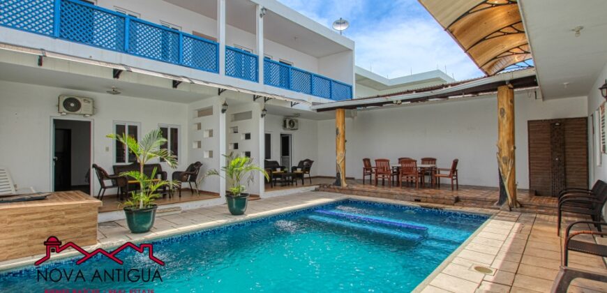 CS021 – Beach house in gated community in Iztapa