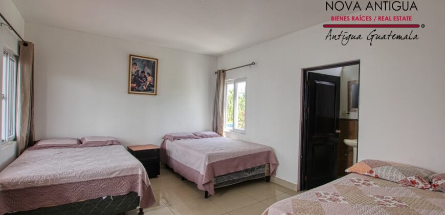 CS021 – Beach house in gated community in Iztapa