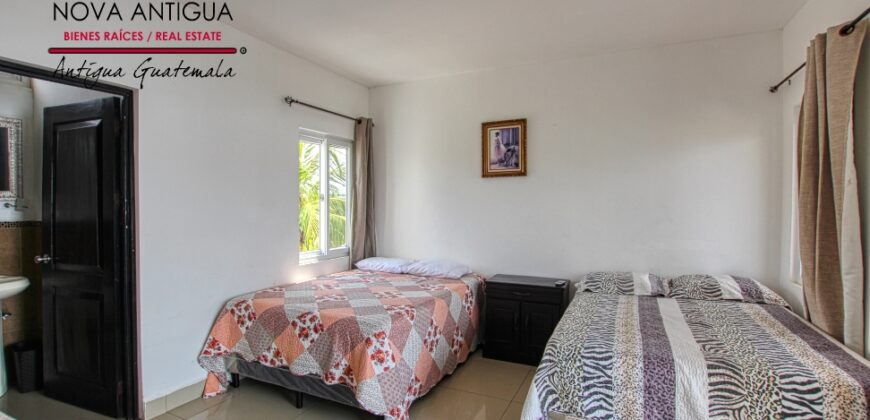 CS021 – Beach house in gated community in Iztapa