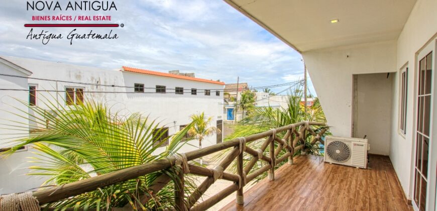 CS021 – Beach house in gated community in Iztapa