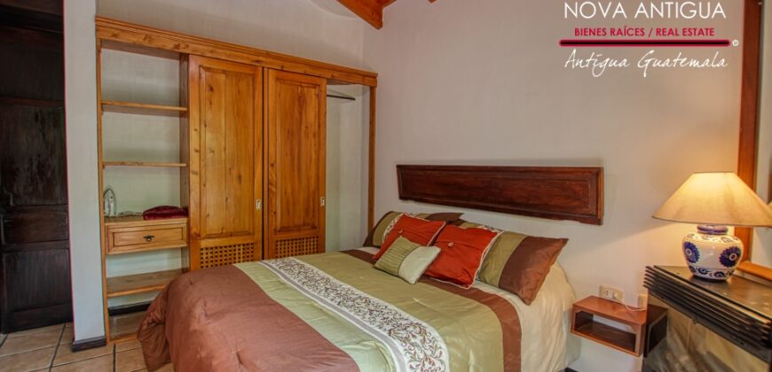 SCB312 –  Beautiful apartment in private residential