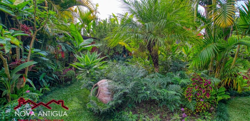 SCB312 –  Beautiful apartment in private residential