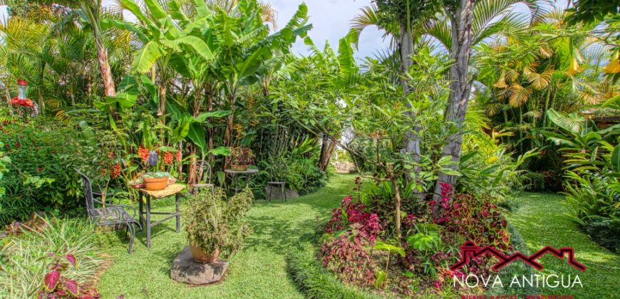 SCB312 –  Beautiful apartment in private residential