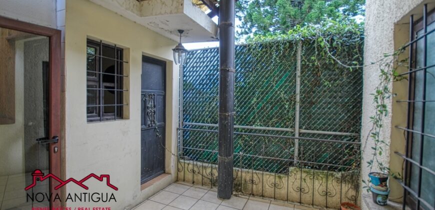 A901 – House For Rent 3 Bedrooms Furnished