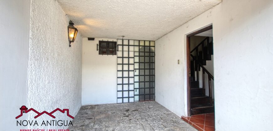 A901 – House For Rent 3 Bedrooms Furnished