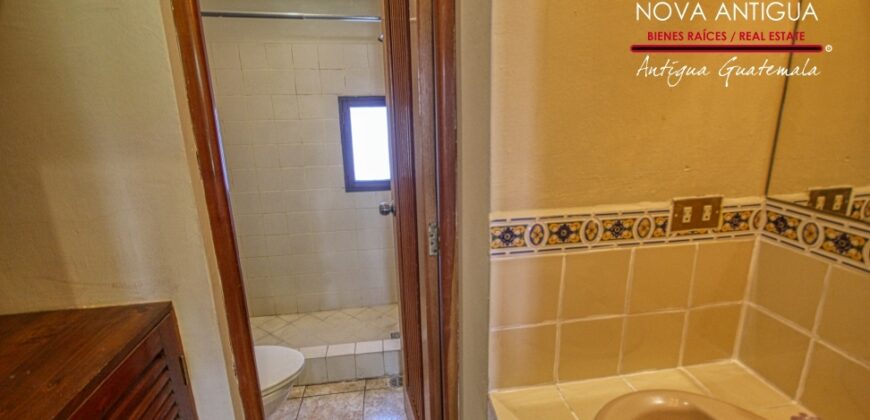 A327 – 1 bedroom apartment furnished