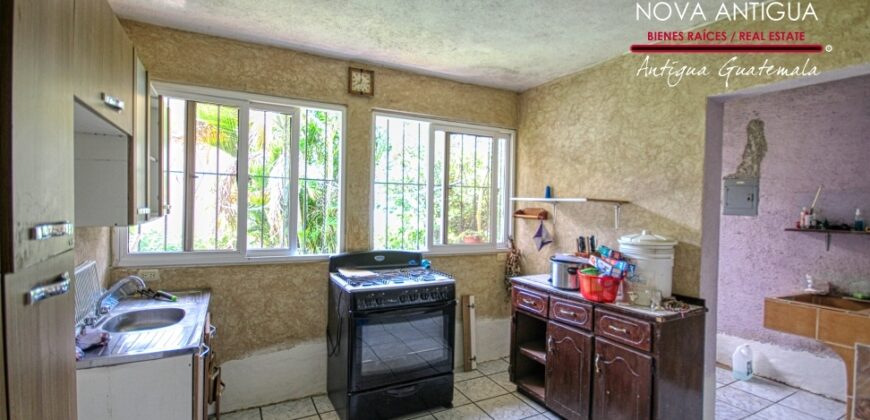 F355 -House with 3 bedrooms in the area of Pastores