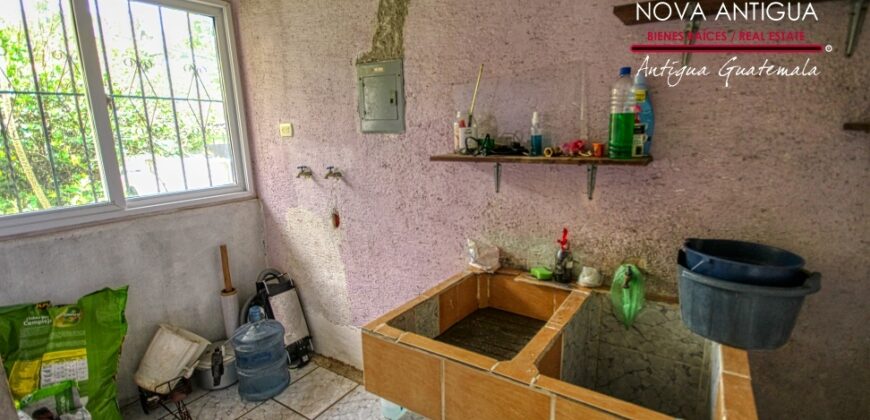 F355 -House with 3 bedrooms in the area of Pastores