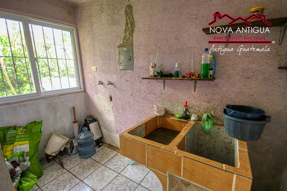F355 -House with 3 bedrooms in the area of Pastores