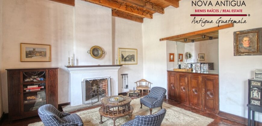 A4172 – Incredible colonial property