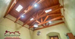 A4175 – Property for sale in the center of Antigua Guatemala