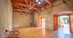 A4175 – Property for sale in the center of Antigua Guatemala