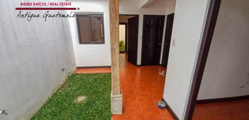 I298 – House in the area of San Pedro las Huertas