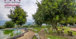 T442 – Corner lot in residential
