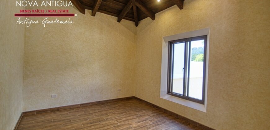 A4180 – House in residential area