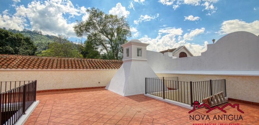 A4180 – House in residential area