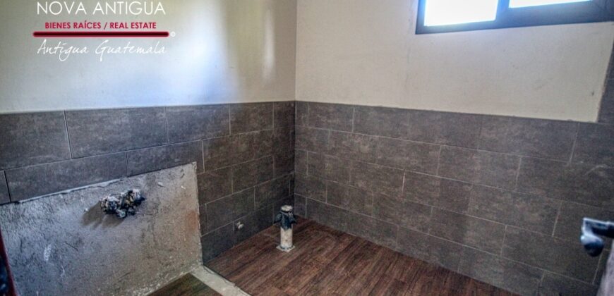 A4182 – Casa en area residencial