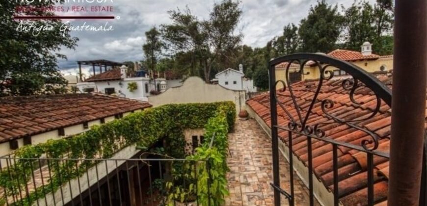 A732 – 4 bedroom house without furniture