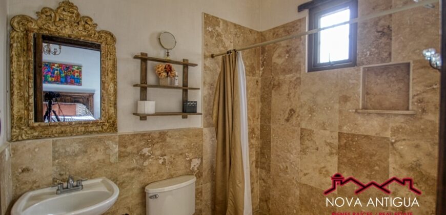 A4186 – Increíble propiedad en renta en Antigua Guatemala