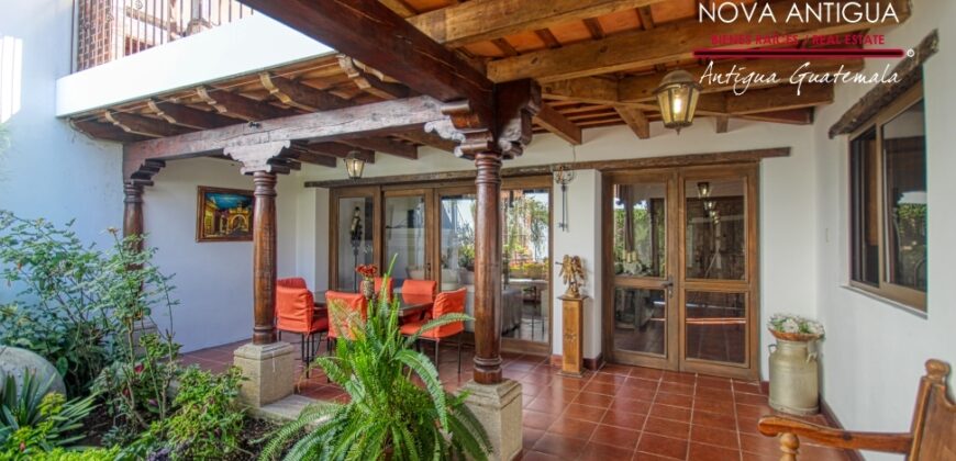 A4186 – Increíble propiedad en renta en Antigua Guatemala