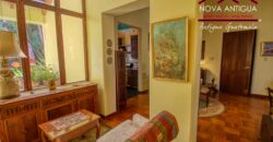 E245 – Casa en el area de Santa Ana