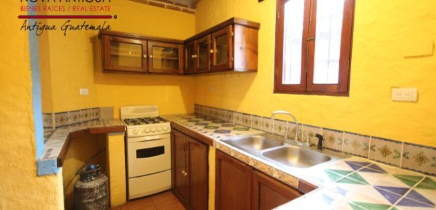 A230- Bonita casa de 3 habitaciones sin muebles