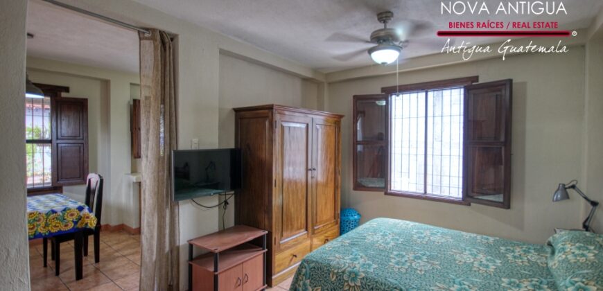 A4190 – Apartamento en el casco de la Antigua Guatemala