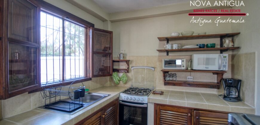 A4190 – Apartamento en el casco de la Antigua Guatemala