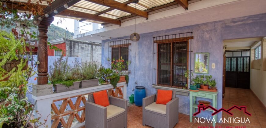 A4190 – Apartamento en el casco de la Antigua Guatemala