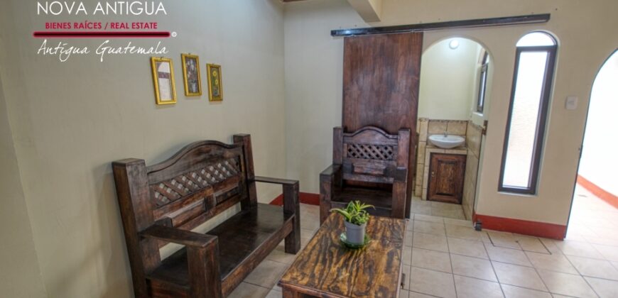 A4191 – Property with 3 equipped apartments