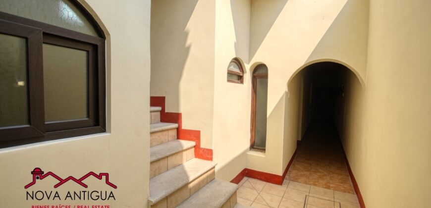 A4191 – Property with 3 equipped apartments