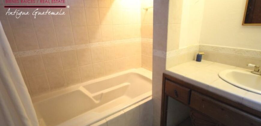 A835 – Unfurnished 3-bedroom house