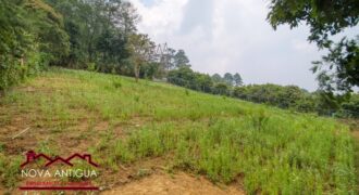 EH218 – Land in the Hato area