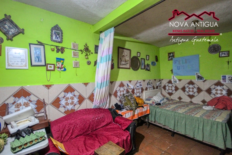 A4193 – Casa para remodelar en el area de Antigua Guatemala