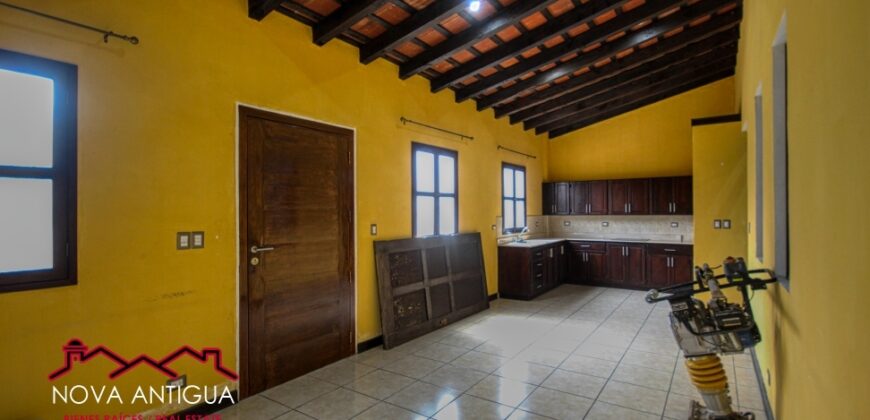 D284 – Office located in the Panorama sector