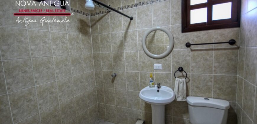 D284 – Oficina en el sector de Panorama