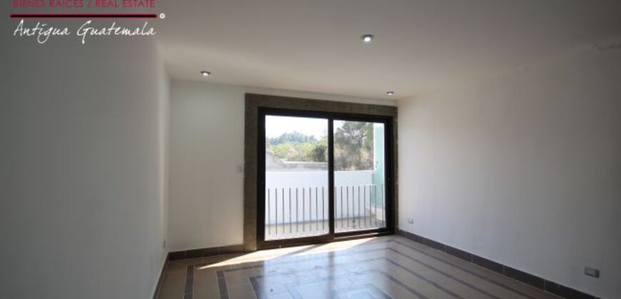 A3113 – Complejo de apartamentos en renta en Antigua Guatemala