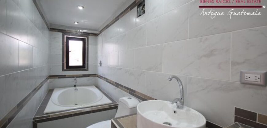A3113 – Apartment complex for rent in Antigua Guatemala