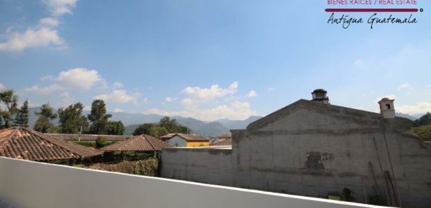 A3113 – Apartment complex for rent in Antigua Guatemala