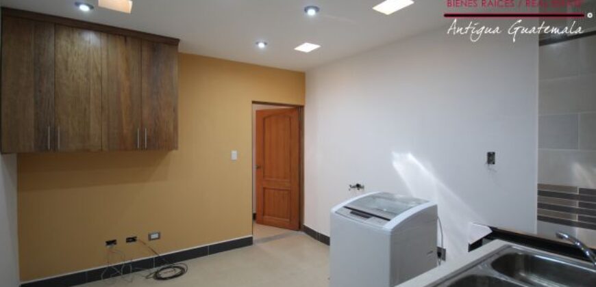 A3113 – Apartment complex for rent in Antigua Guatemala