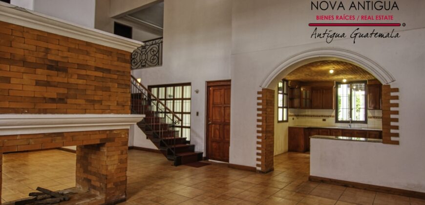 A807 – Casa 3 habitaciones sin muebles