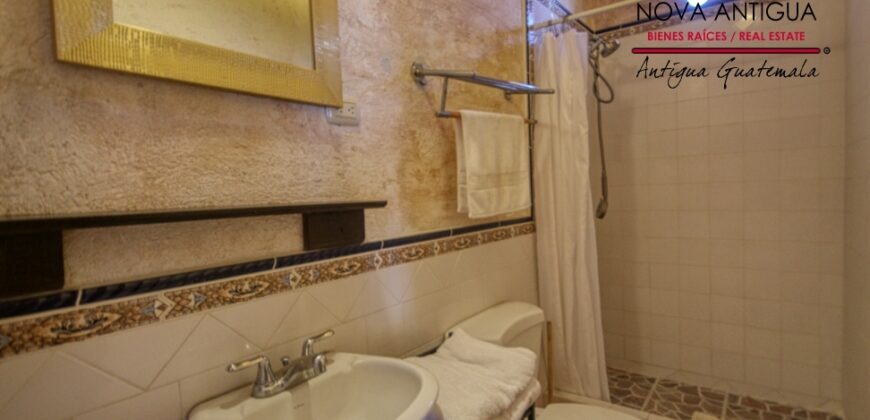 A712 – 2 bedroom apartment furnished