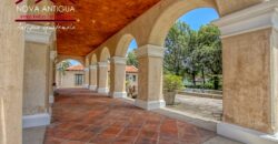 Q450 – Corner building lot in exclusive gated community