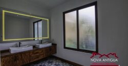 C4015 – Hermosa casa de un nivel en Jardines de Antigua