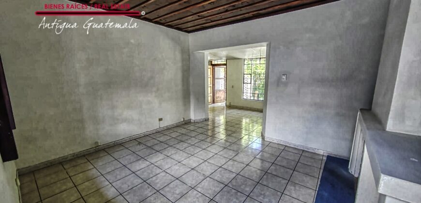 A4198 – Local en renta en Antigua Guatemala