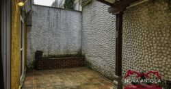 SL25 – Casa en el area de San Lucas Sacatepequez