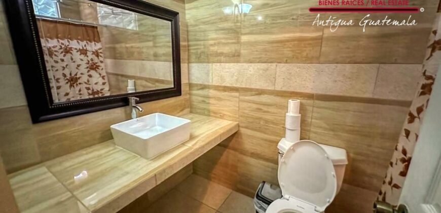 H106 – Beautiful furnished house in San Pedro el Alto